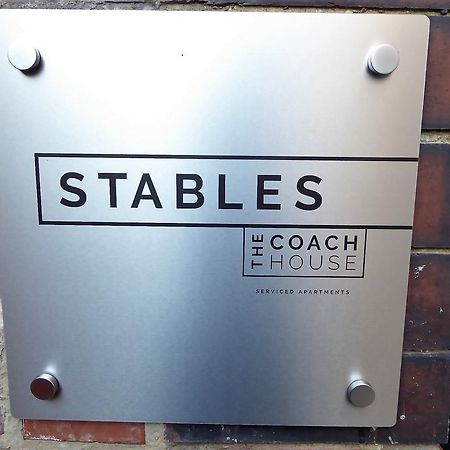 Stables At The Coach House Apartments Лидс Экстерьер фото